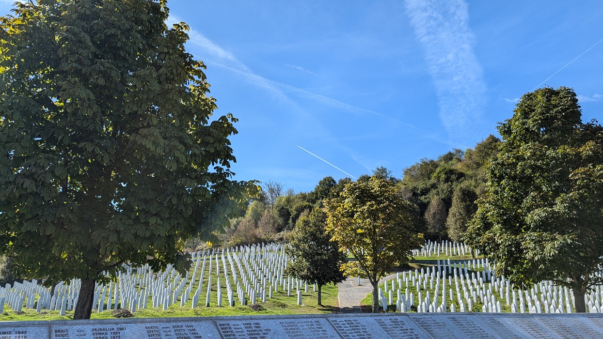 Massengräber in Srebrenica