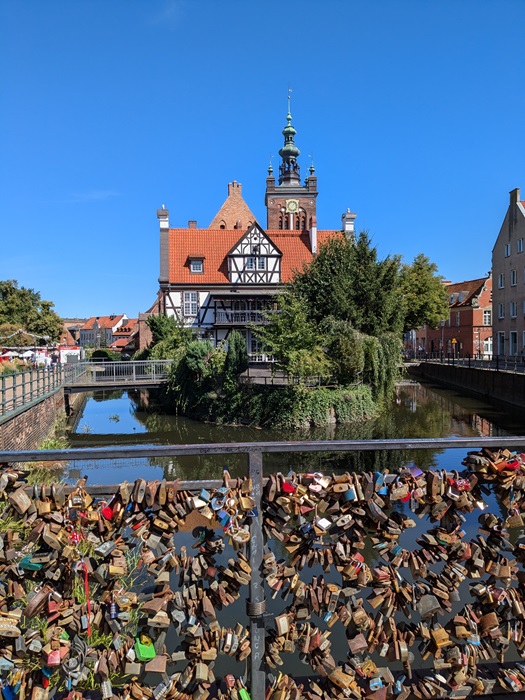 Blick auf Alte Mühle und Katharinenkirche