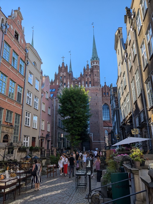 Frauengasse und Marienkirche