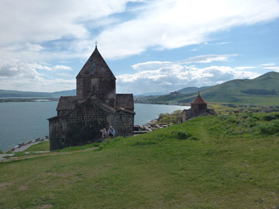 Sevansee mit Klosterkirche